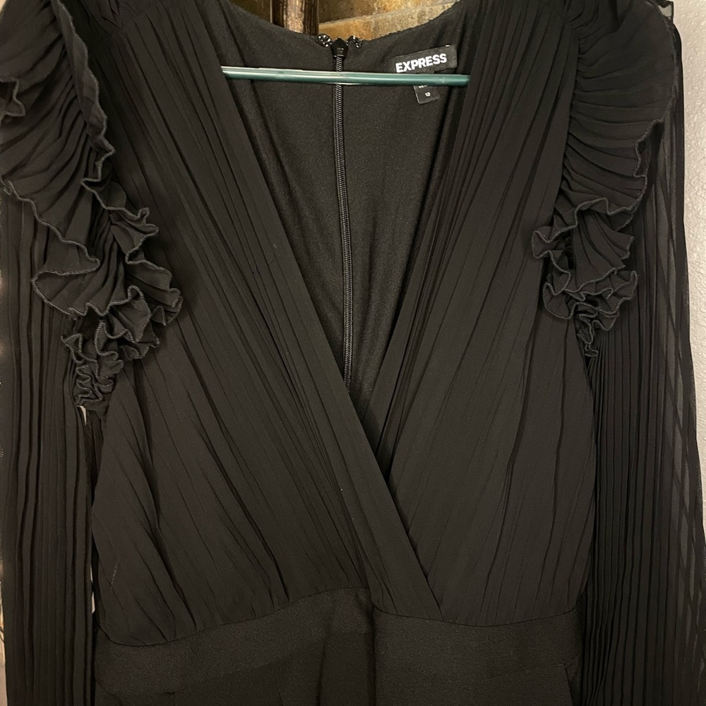 Express Elegant Black Long Sleeve Dress